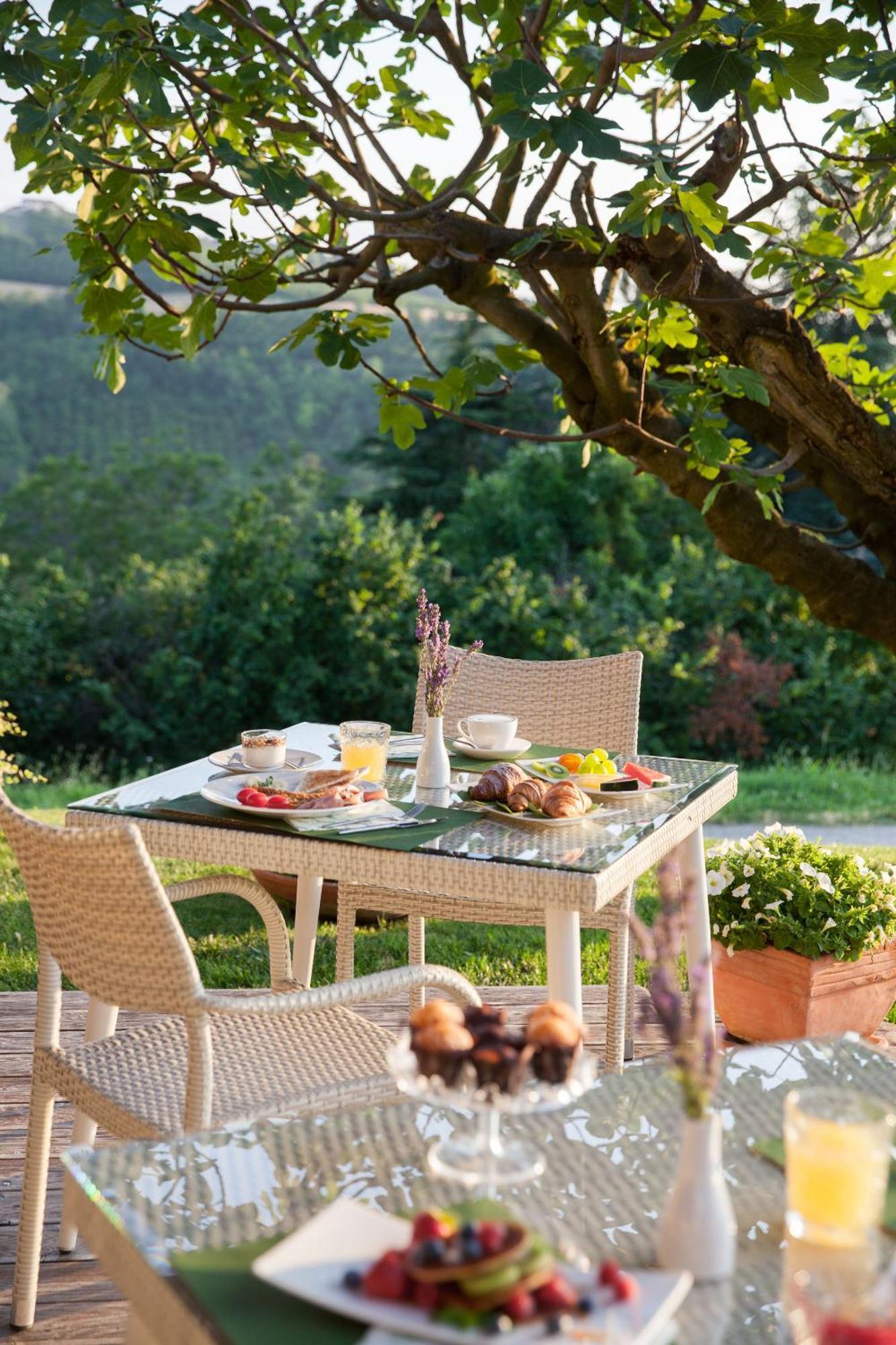 Hotel Relais Montemarino Borgomale Exteriér fotografie