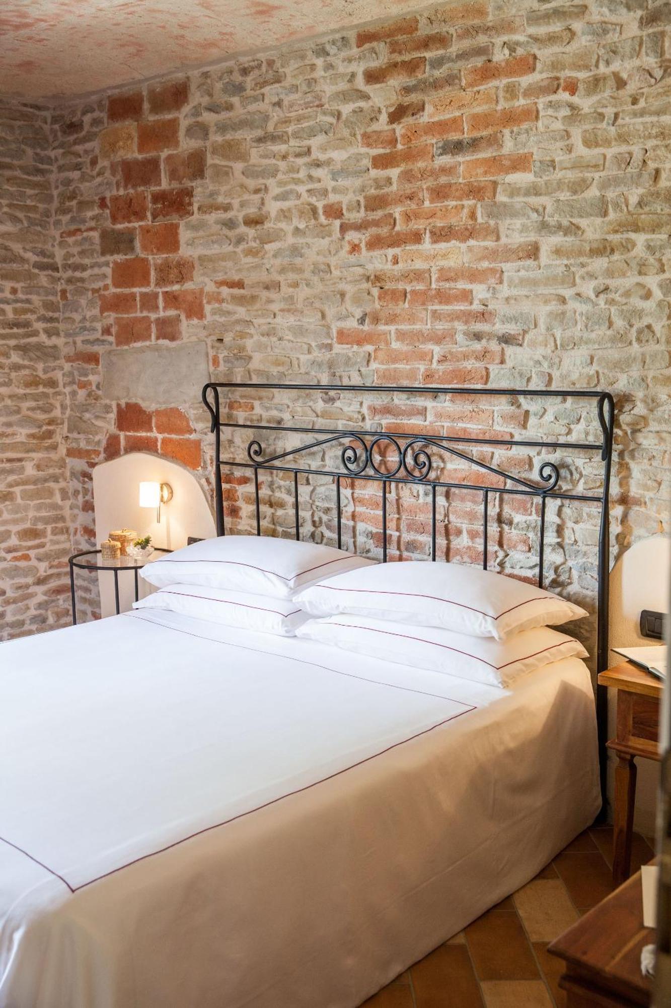 Hotel Relais Montemarino Borgomale Exteriér fotografie